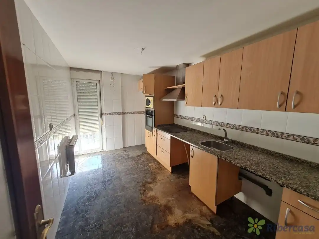 Cocina de Piso en venta en Cintruénigo con Calefacción, Trastero y Balcón