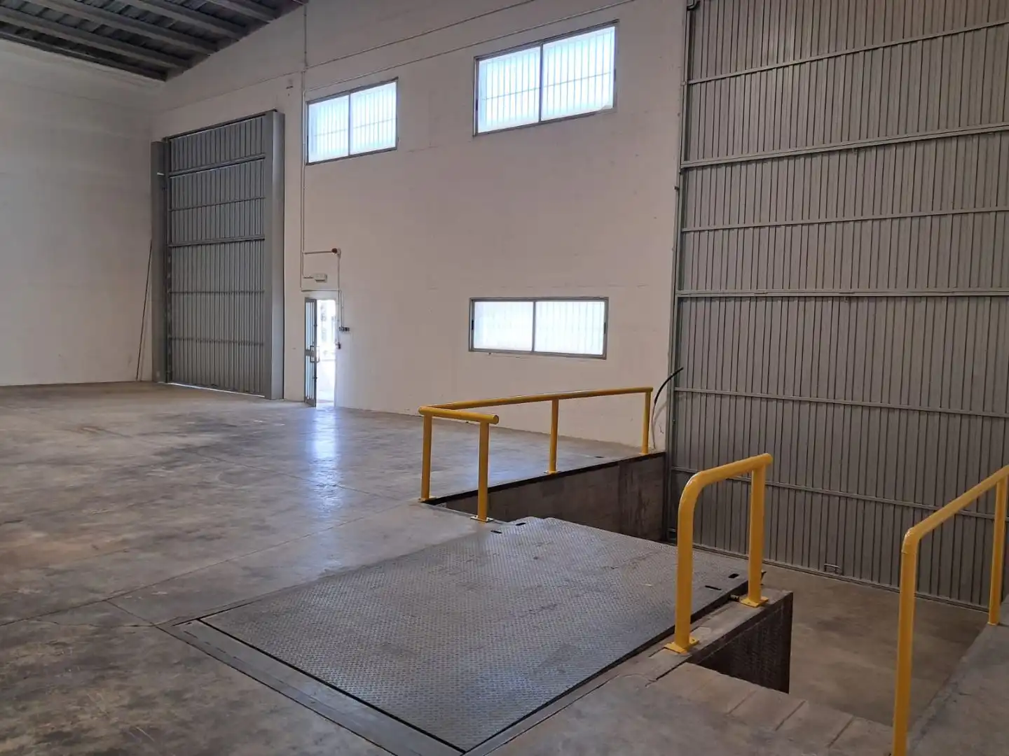 Nau industrial de lloguer a C/ARTESANS 61, imagen 4
