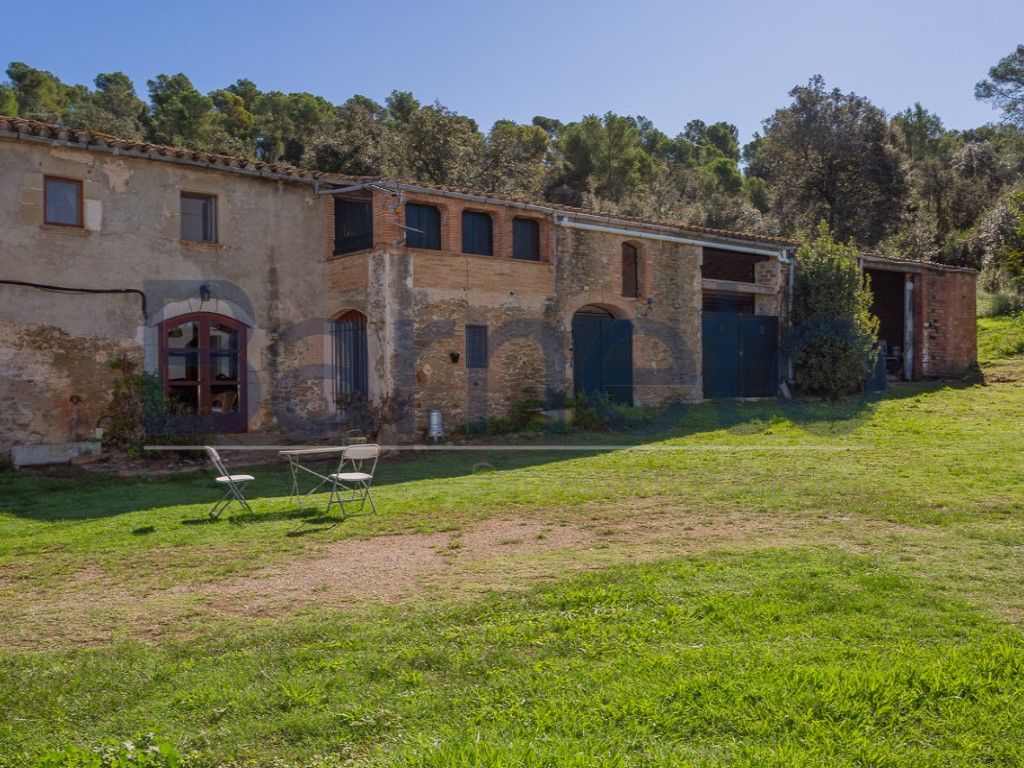 Außenansicht von Country house zum verkauf in Foixà