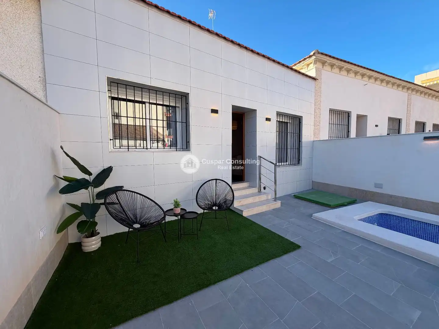 Terrasse von Einfamilien-Reihenhaus zur Miete in San Javier mit Klimaanlage, Heizung und Privatgarten
