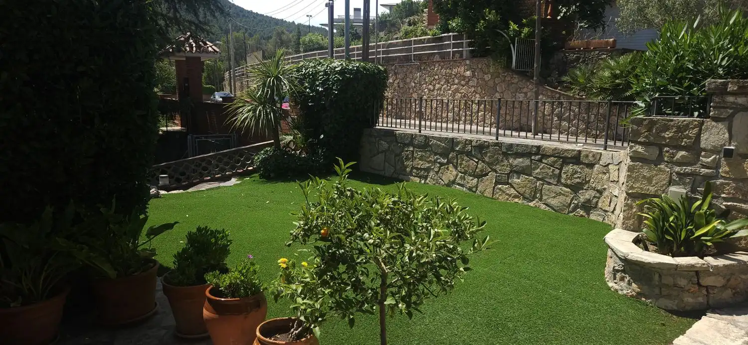 Jardín de Casa o chalet en venta en Corbera de Llobregat con Aire acondicionado, Calefacción y Terraza
