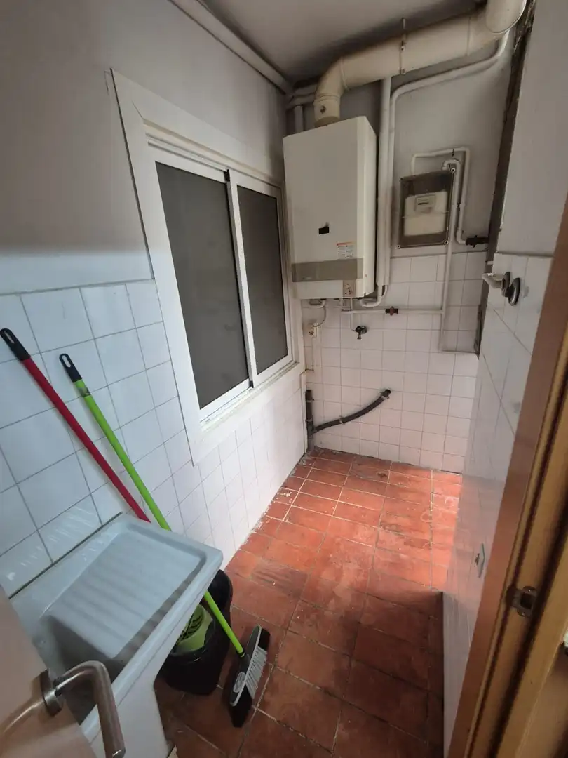 Küche von Wohnung zur Miete in Nou Barris