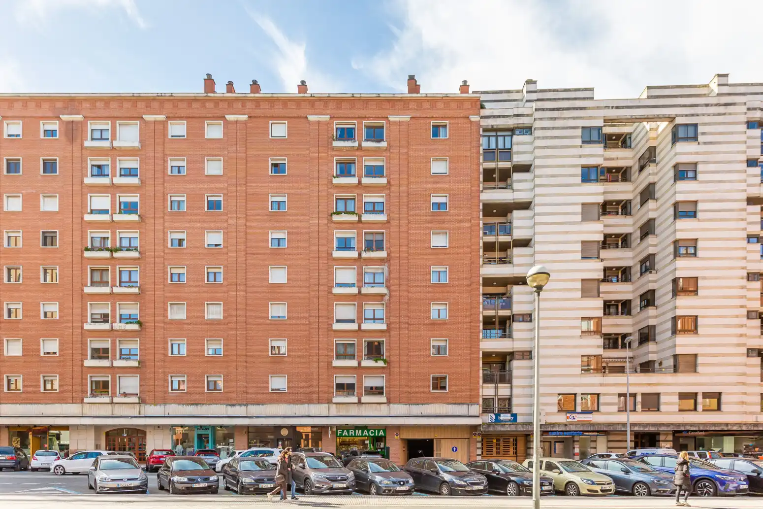 Vista exterior de Piso de alquiler en  Pamplona / Iruña con Calefacción y Parquet