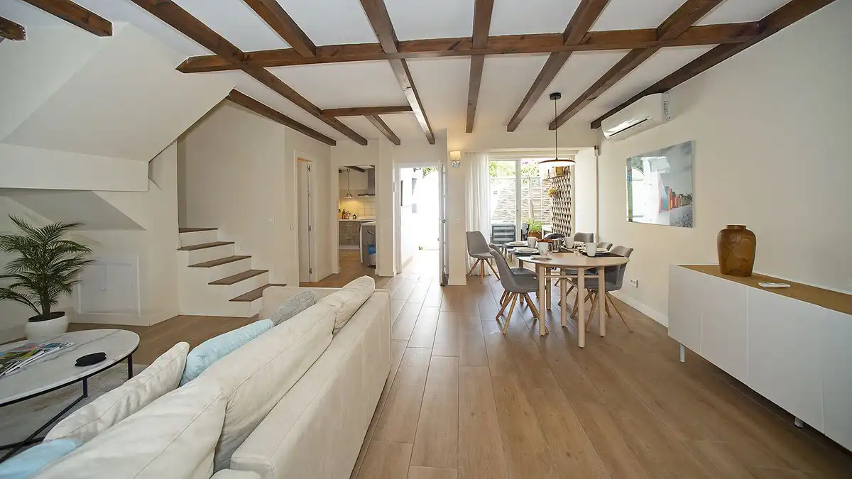 Adosado con terraza en venta en Avenida Gustavo Adolfo Bécquer 11, imagen 2