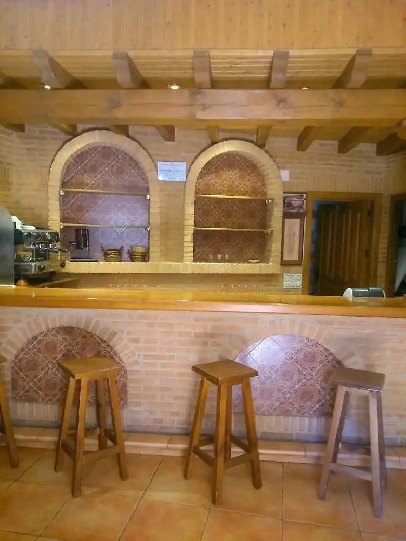 Casa o chalet en venta en Garganta la Olla con Aire acondicionado, Calefacción y Jardín privado