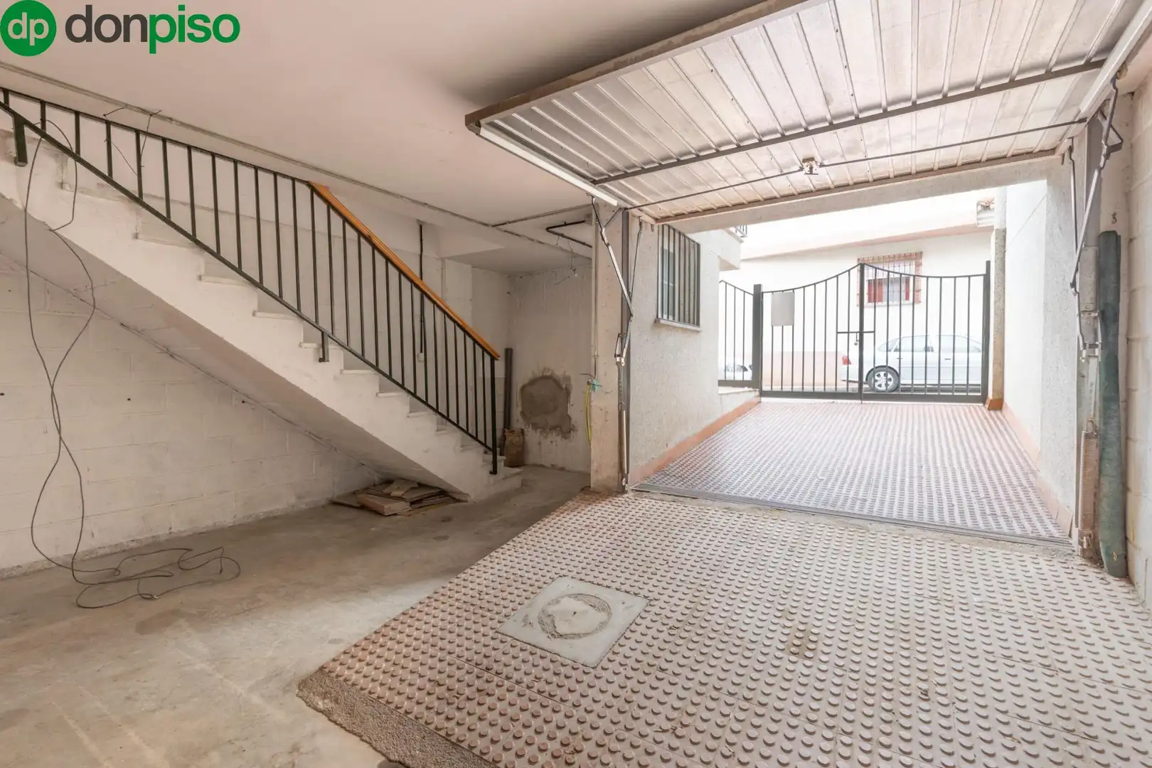 Reihenhaus mit Garten zum Verkauf in Calle de Joaquim Blume 46, imagen 29