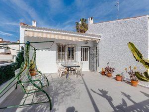 Exterior view of Single-family semi-detached for sale in Torrevieja  with Terrace and Furnished
