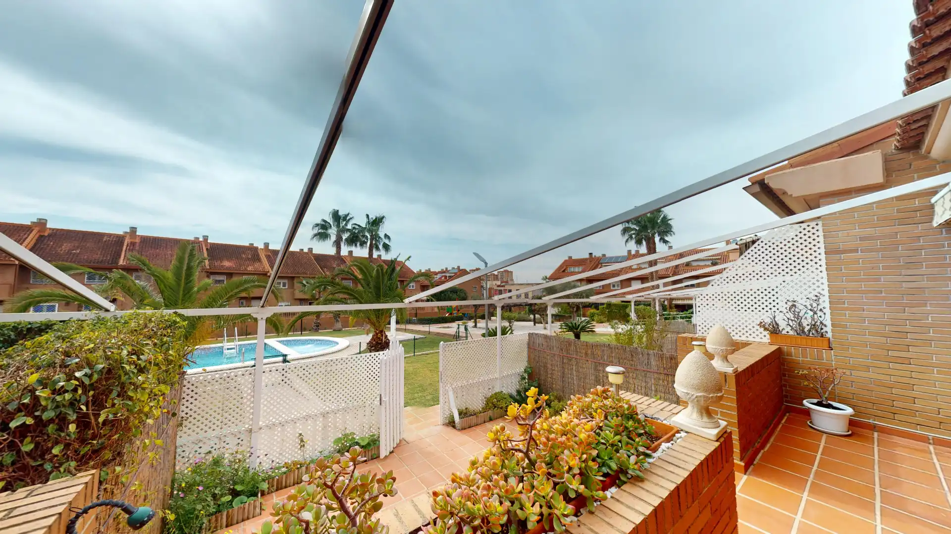 Jardín de Casa o chalet en venta en Alicante / Alacant con Aire acondicionado, Jardín privado y Terraza