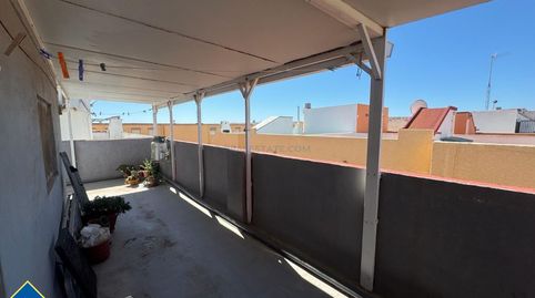 Apartamento dúplex con terraza, en la provincia de Alicante, en la ciudad de Torrevieja, en el distrito de La Mata. 3 habitaciones, imagen 3