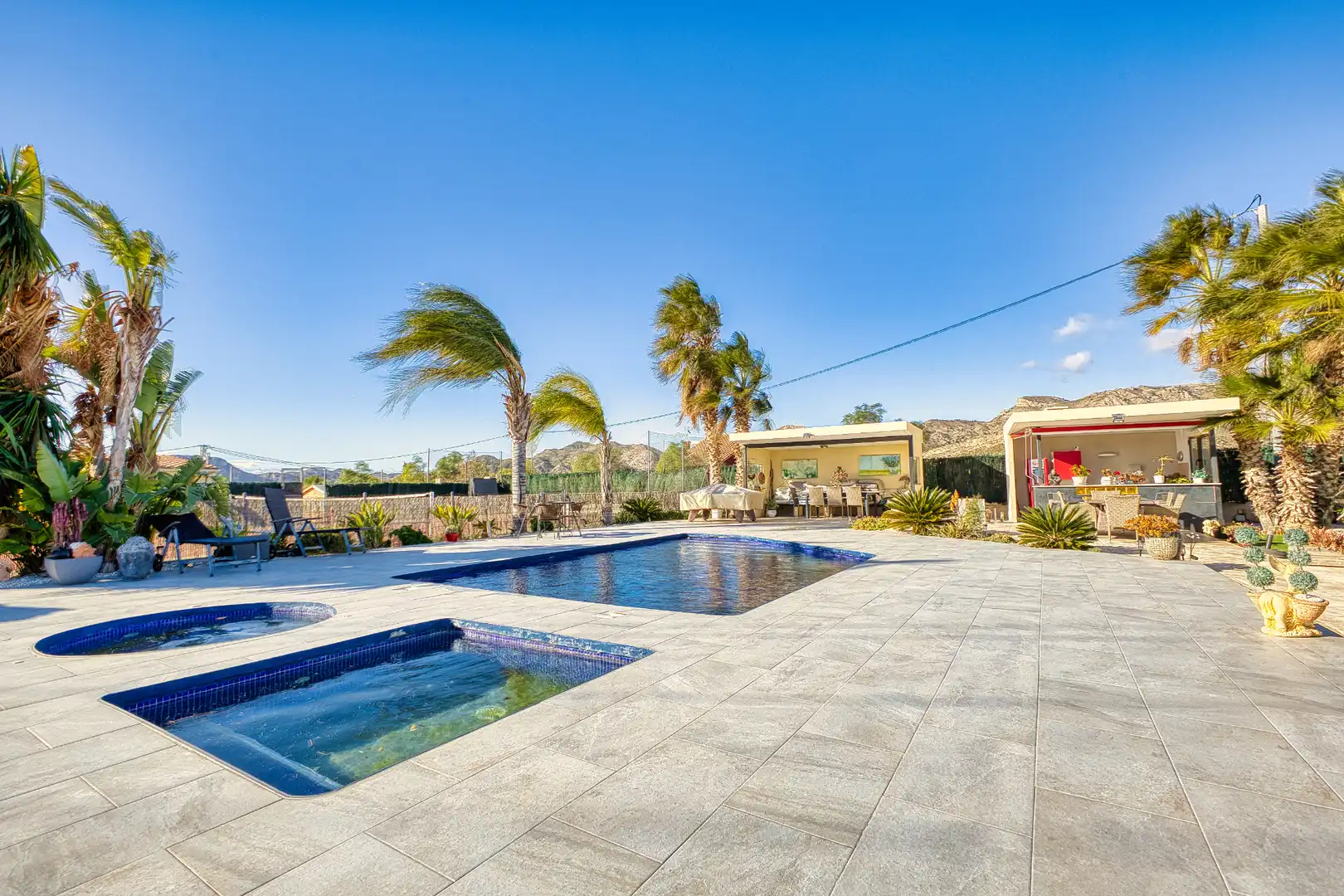 Piscina de Casa o xalet en venda en Jijona / Xixona amb Aire condicionat, Calefacció i Jardí privat