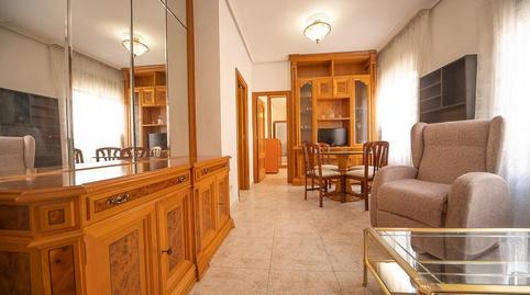 Foto 2 de Apartament de lloguer a Pacífico,  Madrid Capital