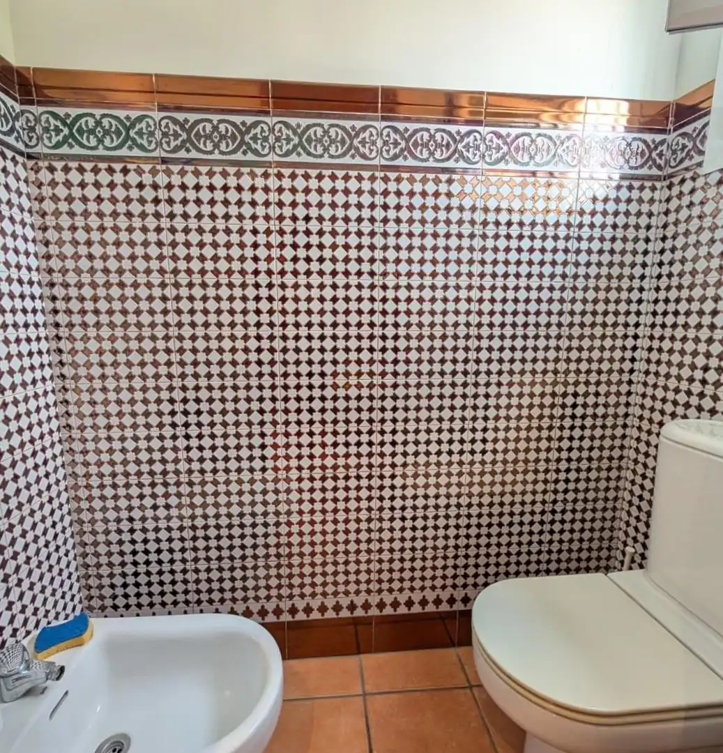 Badezimmer von Haus oder Chalet zum Verkauf in Gandia mit Heizung, Privatgarten und Terrasse