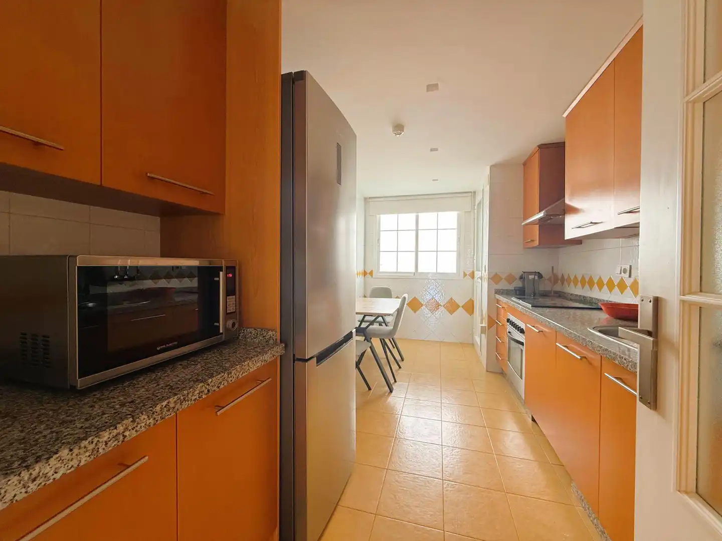 Küche von Wohnungen zum Verkauf in Marbella mit Klimaanlage, Privatgarten und Terrasse