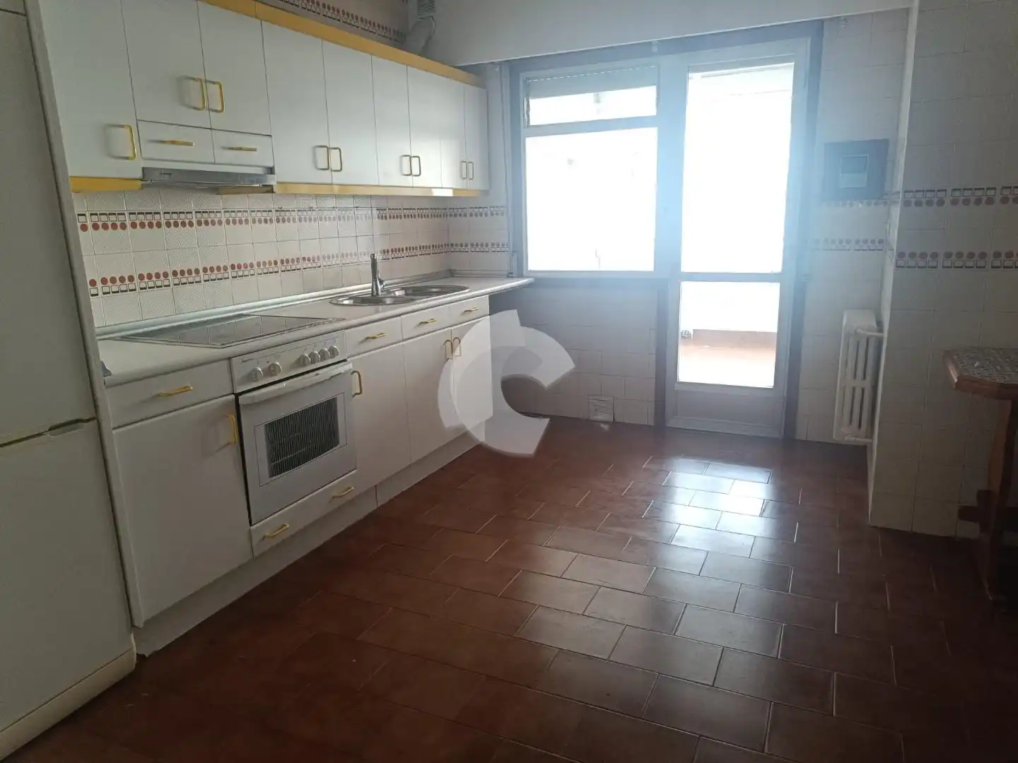 Kitchen of Flat for sale in Ourense Capital   with Heating and Storage room