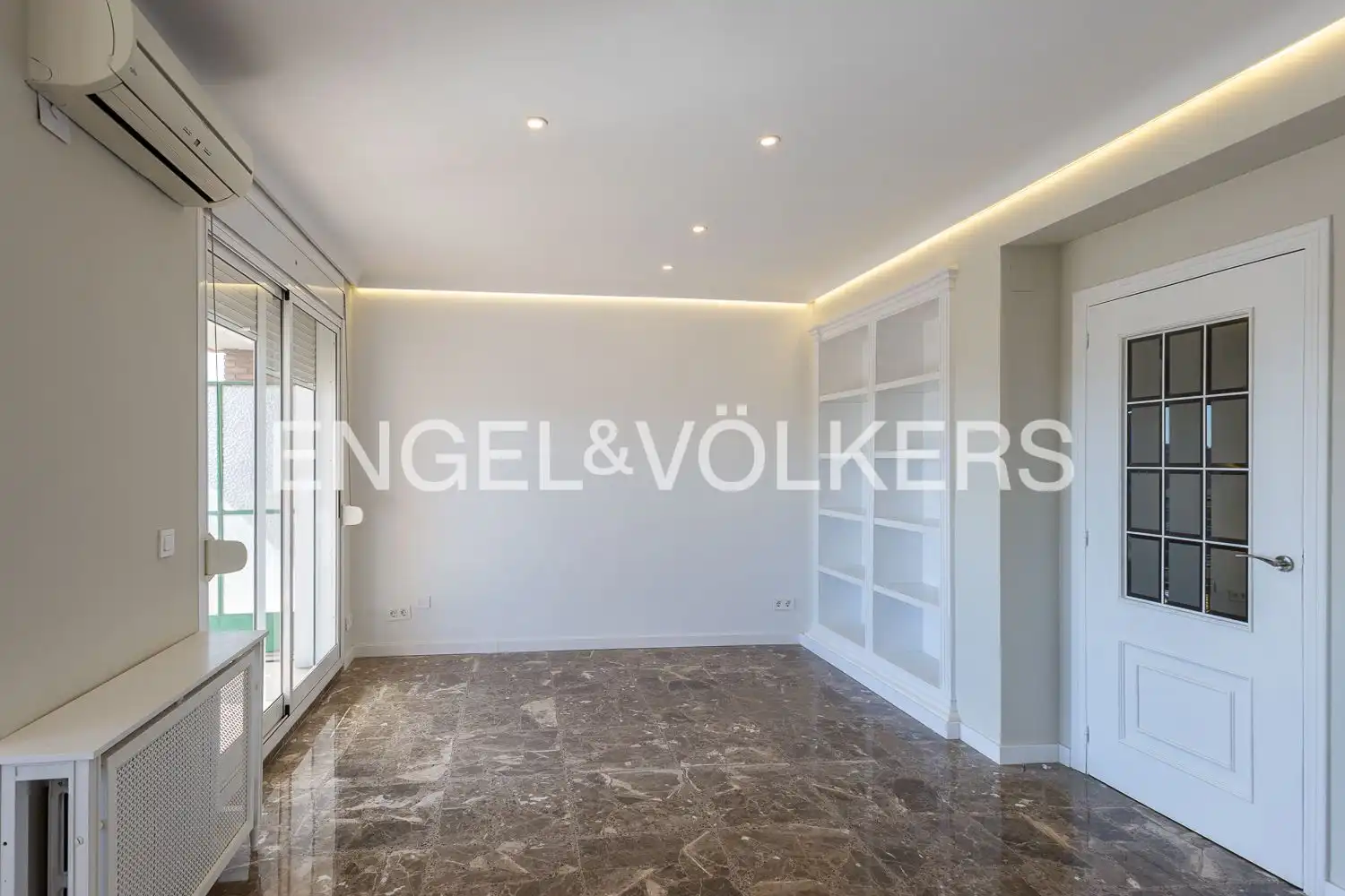 Sala de estar de Piso de alquiler en Valencia con Aire acondicionado, Calefacción y Terraza