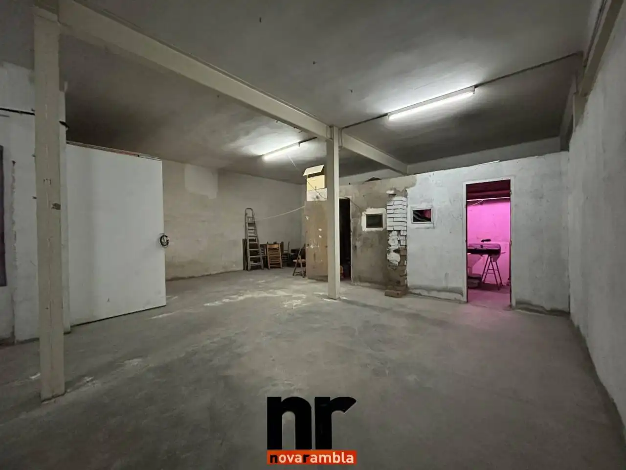 Gewerbefläche zum Verkauf in Casc Antic, imagen 3