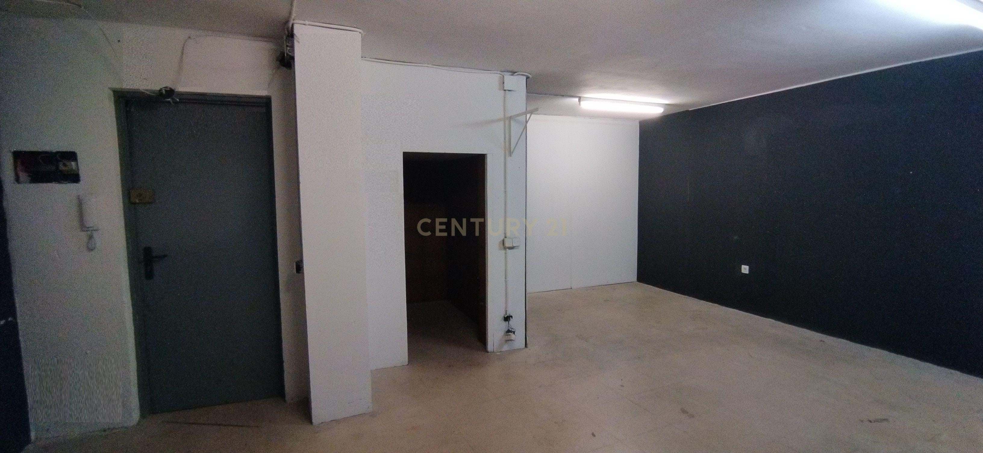 Nau industrial en venda a Sants