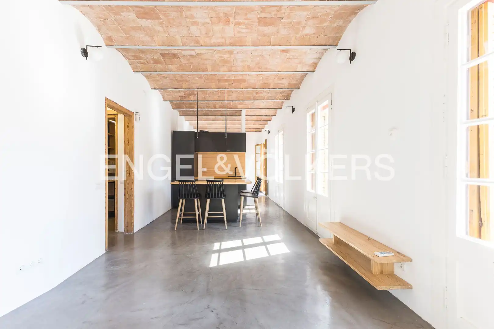Flat for sale in Barcelona  with Air Conditioner, Heating and Balcony