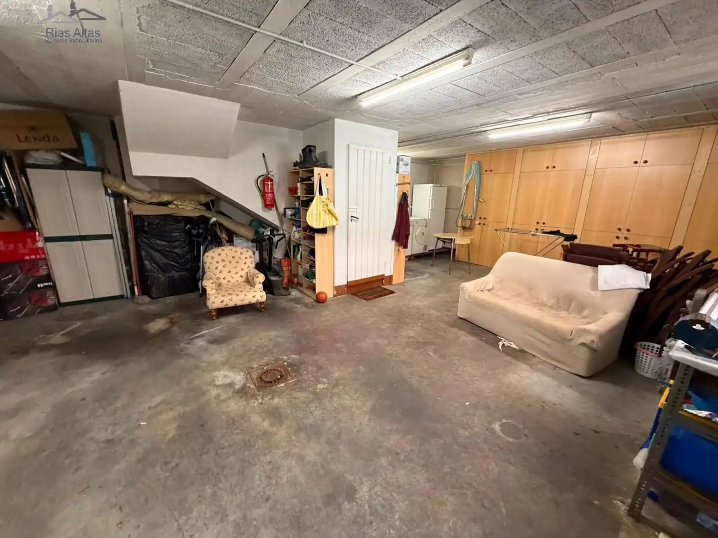 Casa o chalet en venta en Oleiros con Calefacción, Jardín privado y Trastero