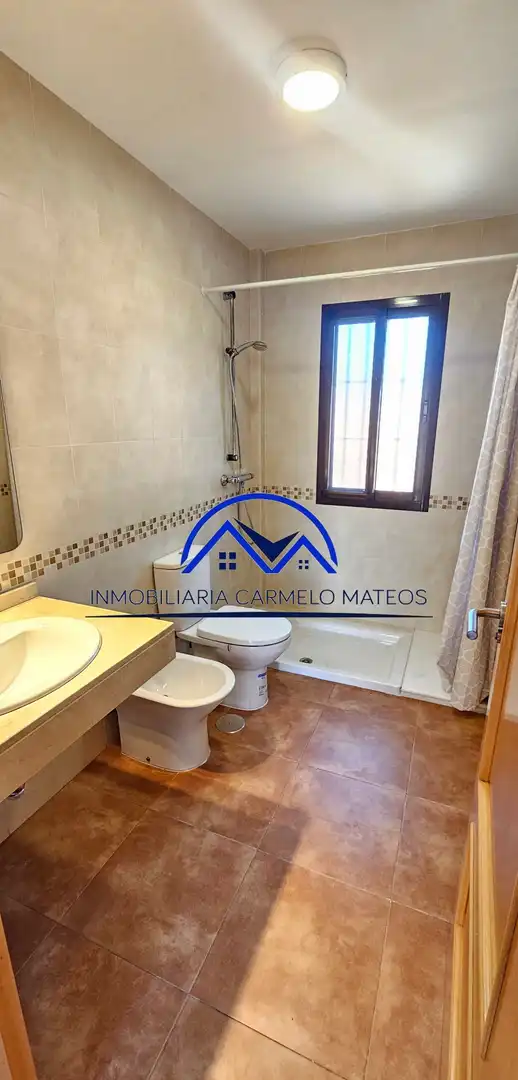Baño de Dúplex en venta en Sanlúcar de Barrameda con Aire acondicionado y Piscina