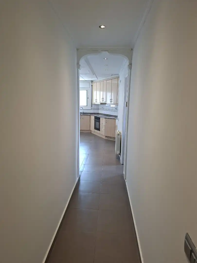 Flat with terrace for sale in Carrer de la Indústria 42, imagen 9