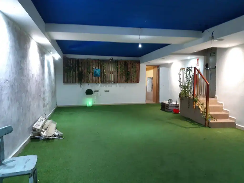Commercial properties for sale in Cunit  with Air Conditioner
