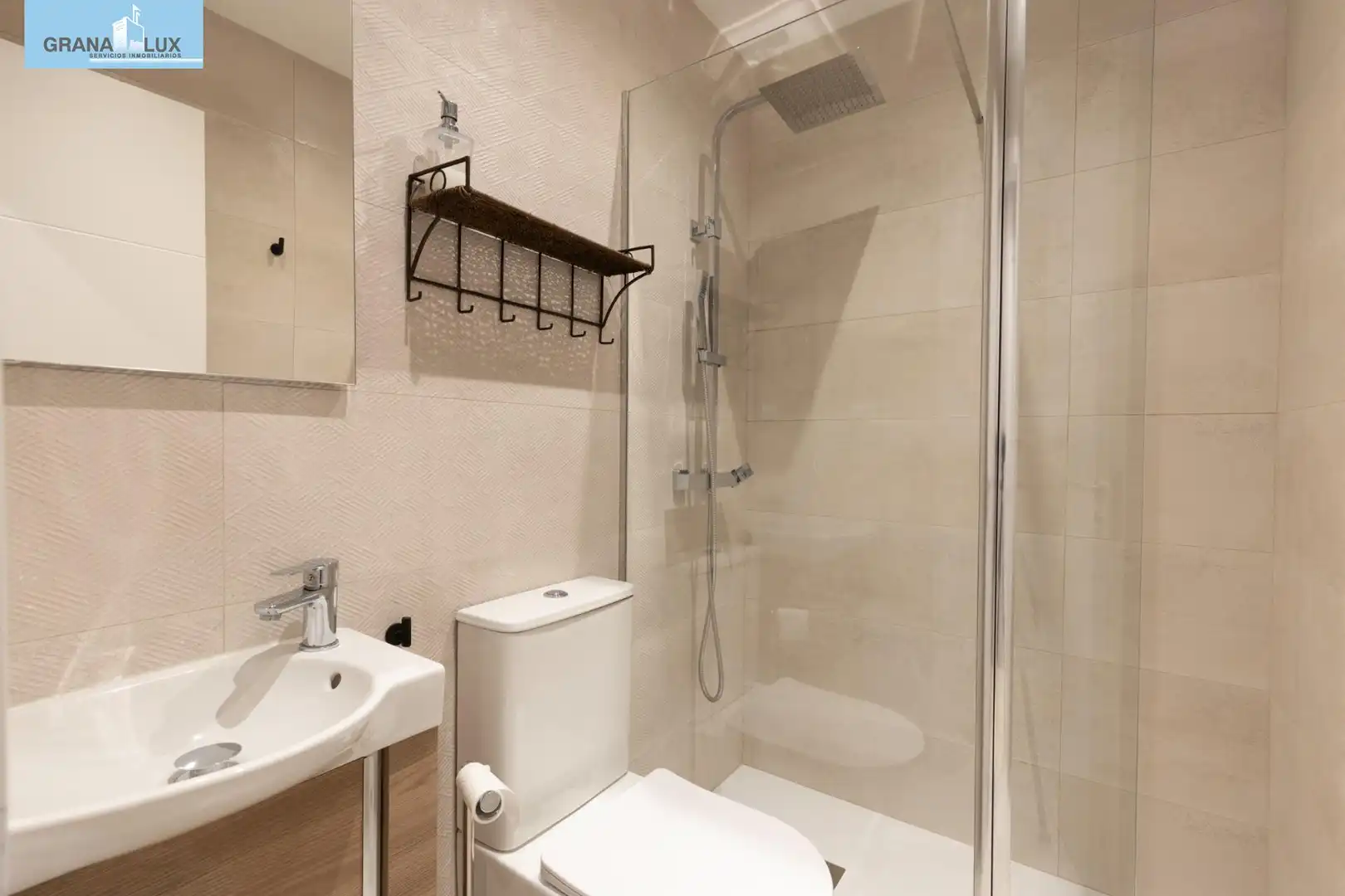 House with pool for sale in Avenida del Puente Nuevo, imagen 30