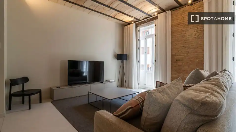 Appartamento con terrazza in affitto a L'Eixample, imagen 7