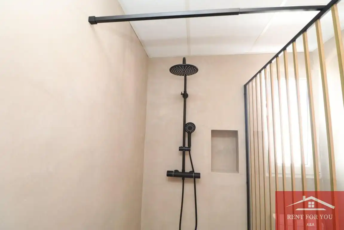 Baño de Piso de alquiler en Alhaurín El Grande con Aire acondicionado, Terraza y Amueblado