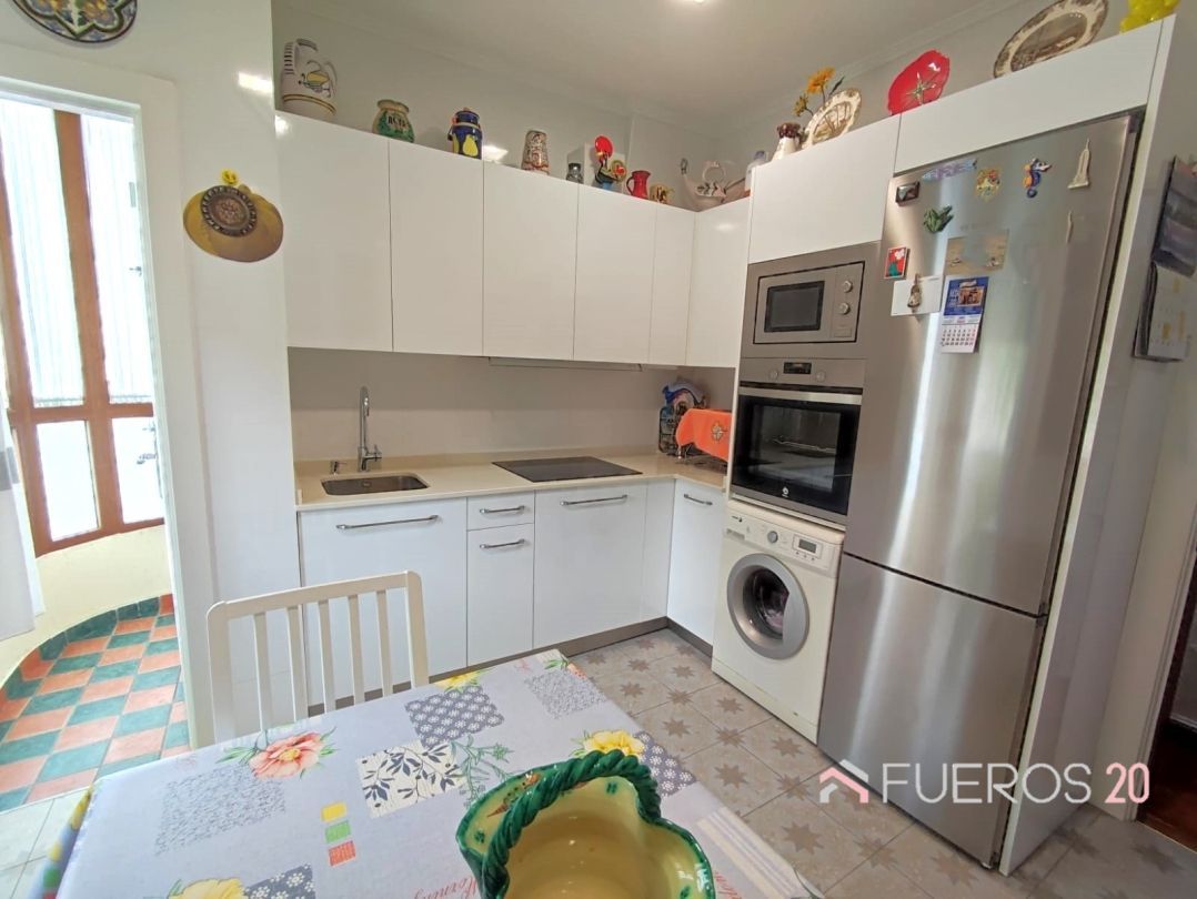 Flat for sale in Zorrotza