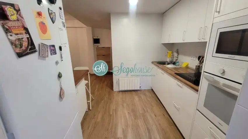 Cocina de Piso de alquiler en Segovia con Calefacción, Terraza y Amueblado