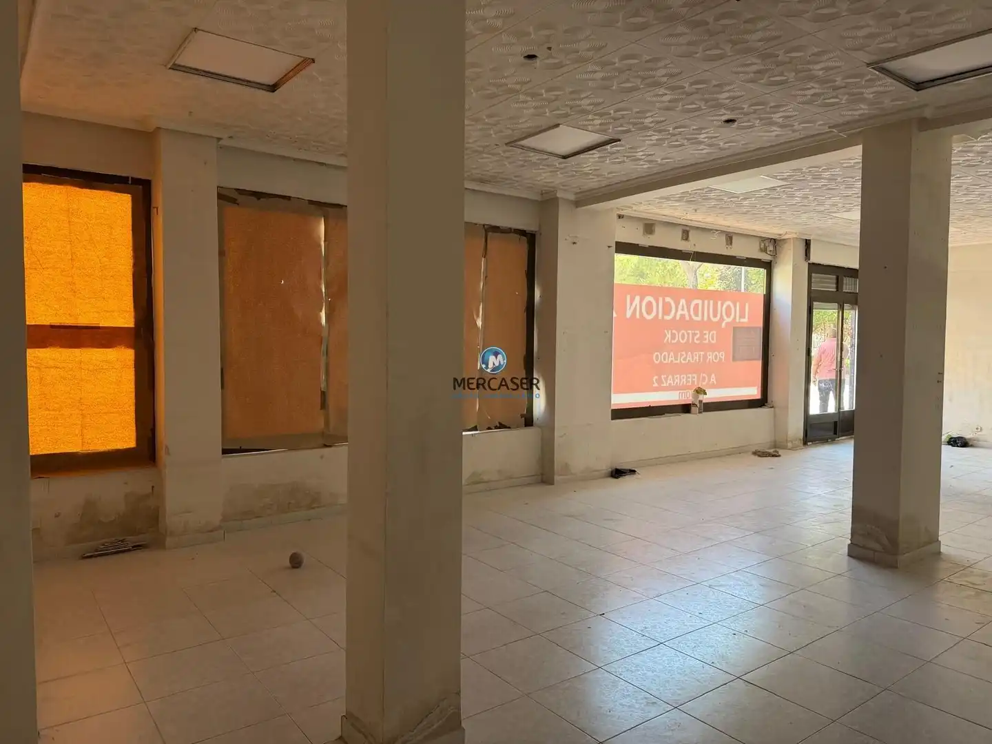 Local comercial de lloguer a Caballería Española, imagen 6