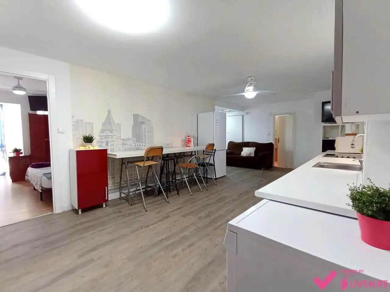 Flat for rent in  Valencia Capital  with Heating, Terrace and Furnished