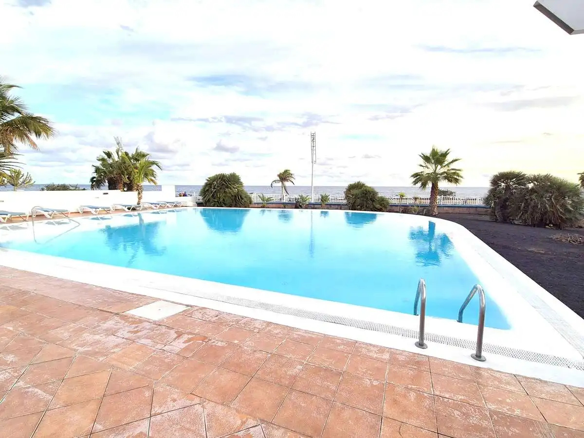 Piscina de Apartamento en venta en Tías con Aire acondicionado, Terraza y Amueblado