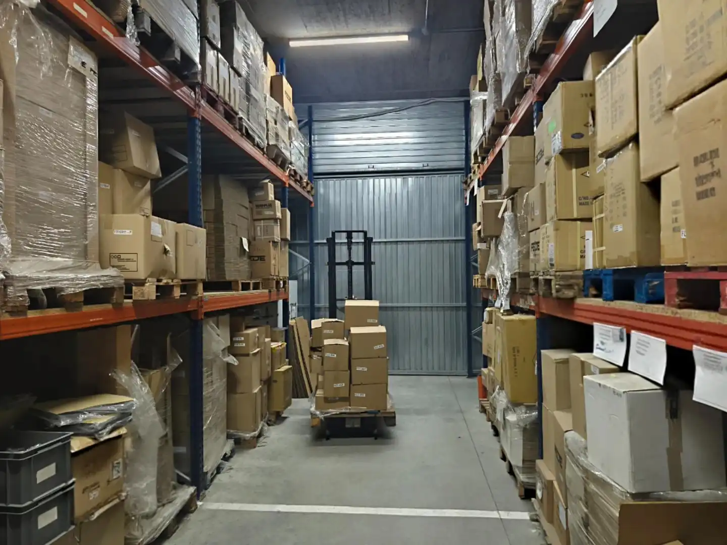 Nau industrial en venda en Badalona