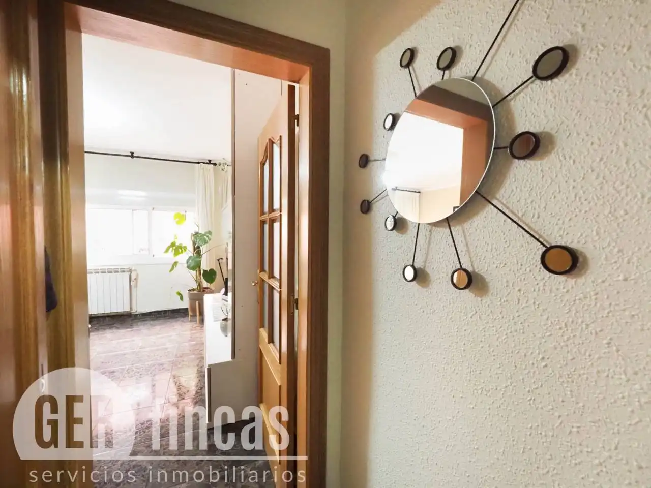 Wohnung zum Verkauf in Terrassa mit Heizung und Alarm