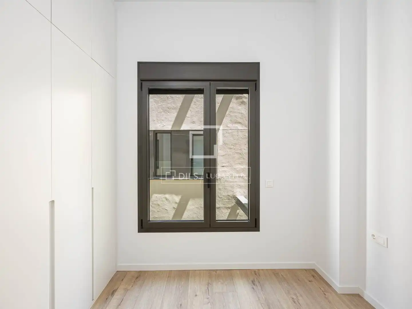 Piso en venta en Barcelona con Aire acondicionado, Calefacción y Terraza