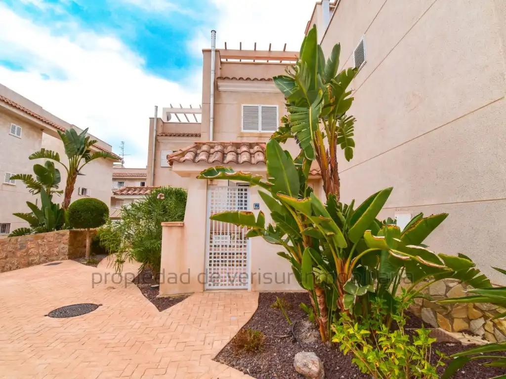 Adossat amb jardí en venda a Los Collados-Los Geraneos, imagen 4