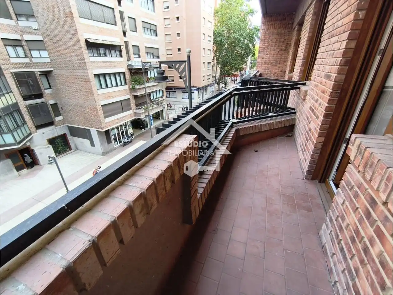 Piso con terraza en venta en Calle Belchite, imagen 33