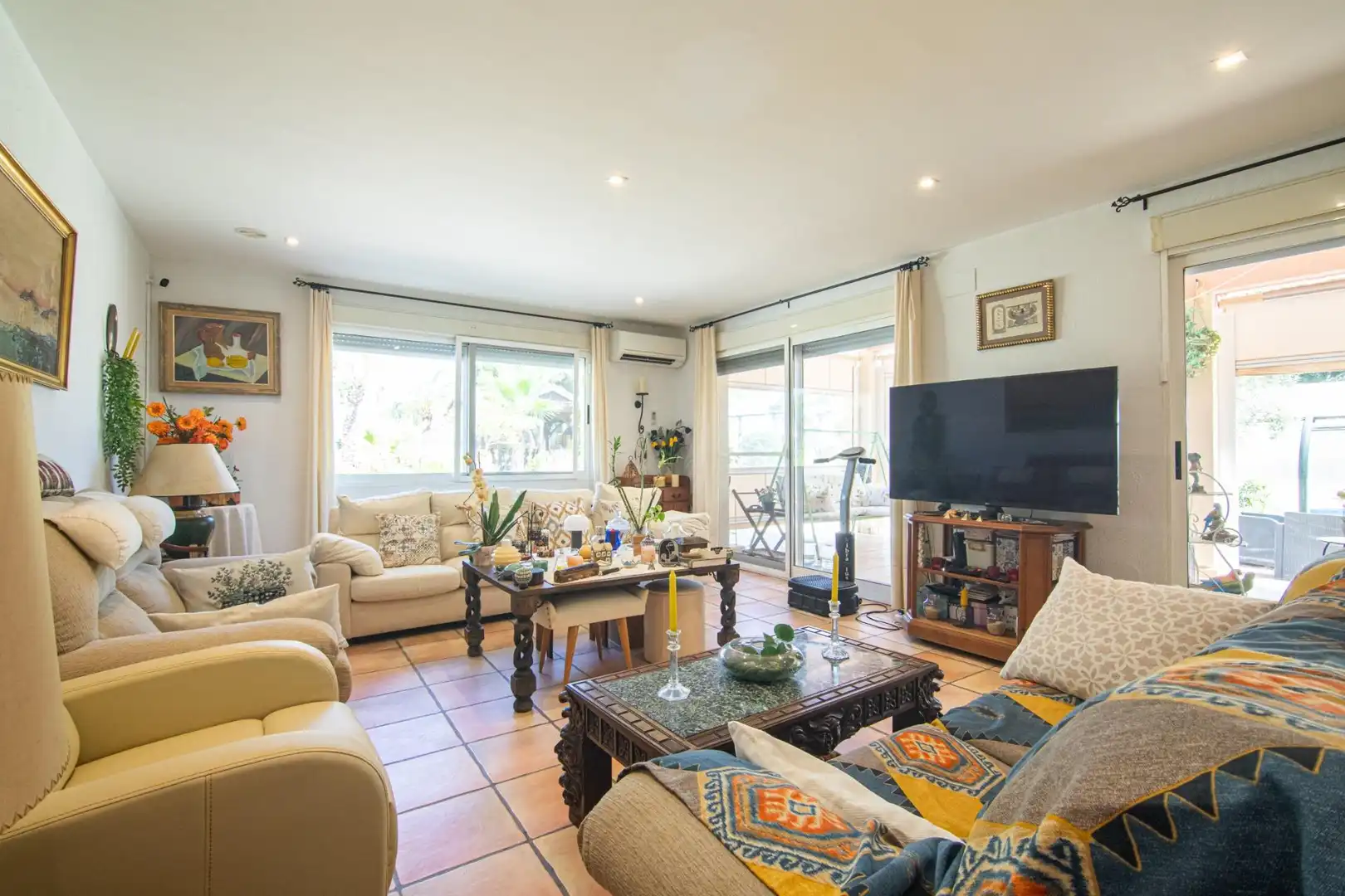 Living room of Houses for sale in Elche / Elx  with Air Conditioner, Heating and Private garden