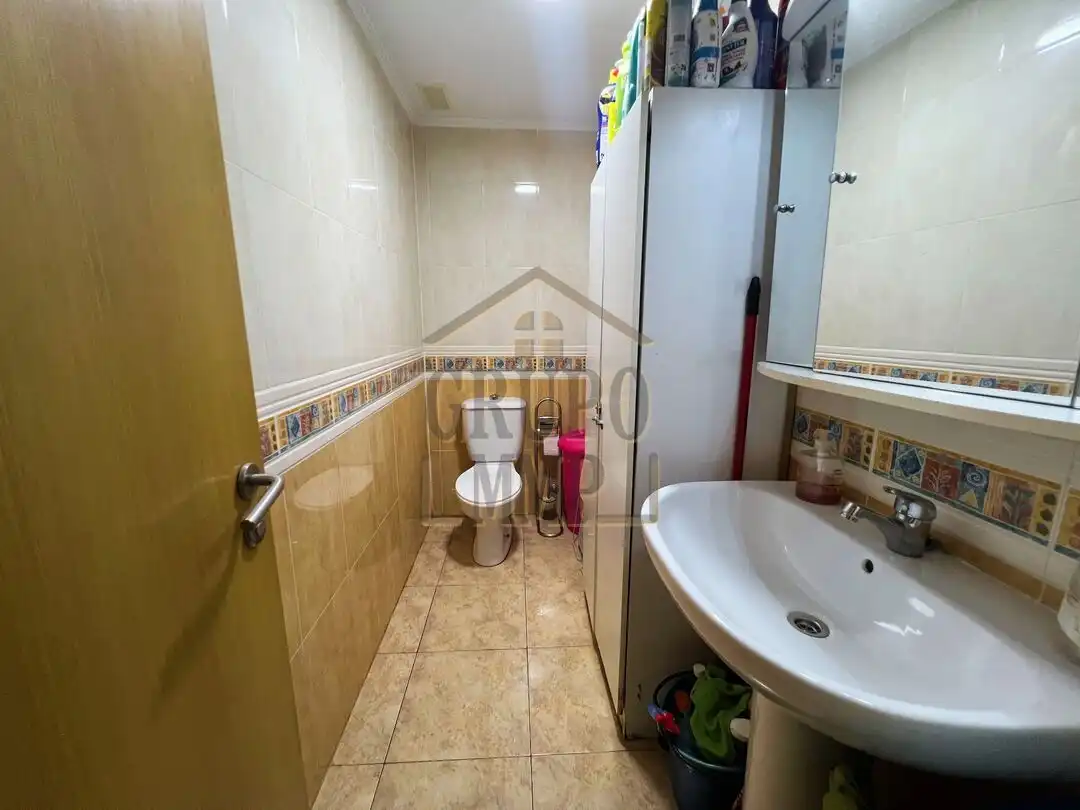 Bathroom of Flat for sale in Almazora / Almassora  with Air Conditioner, Heating and Storage room