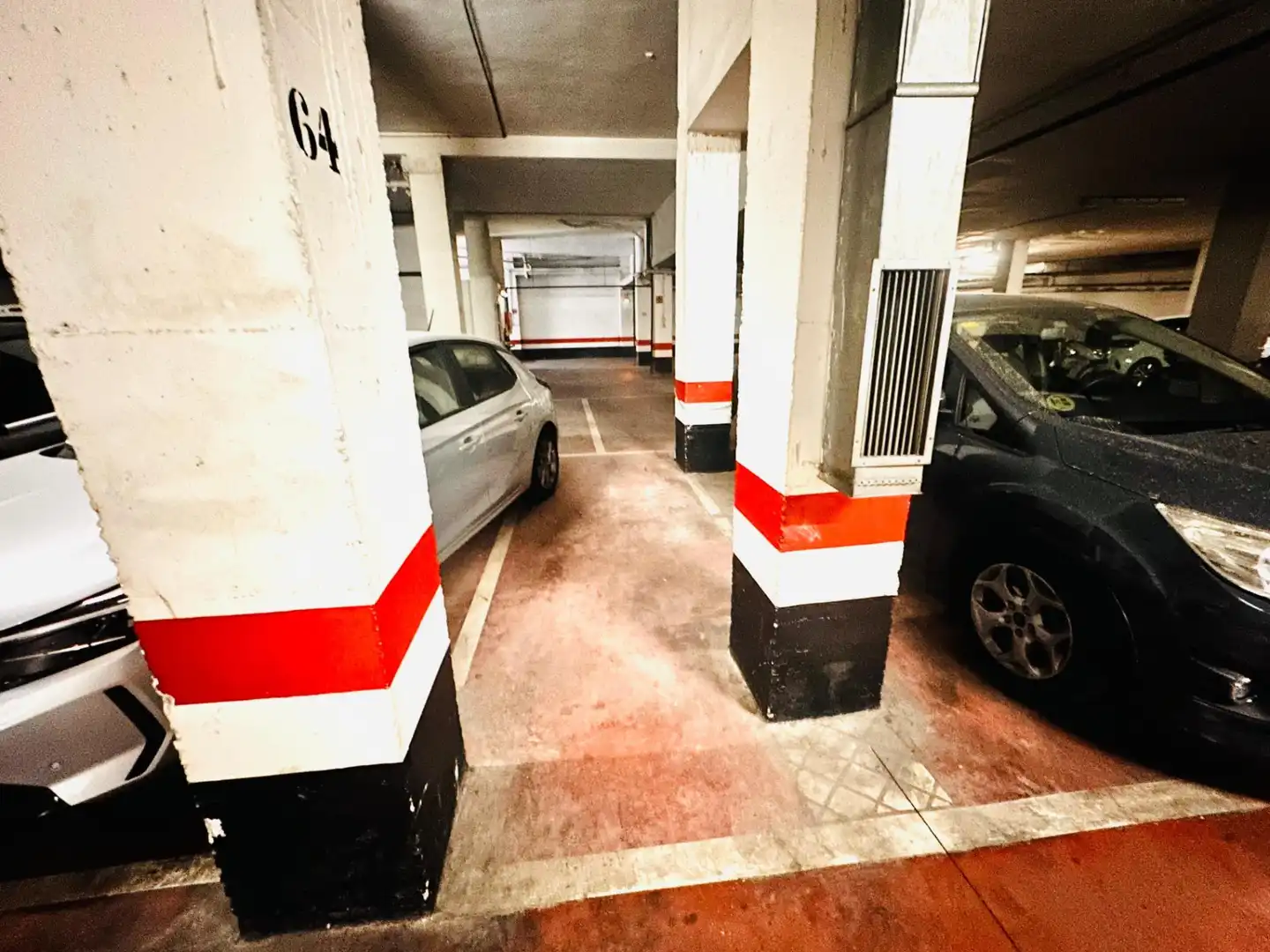 Aparcament en venda a Calle Martínez Maldonado
