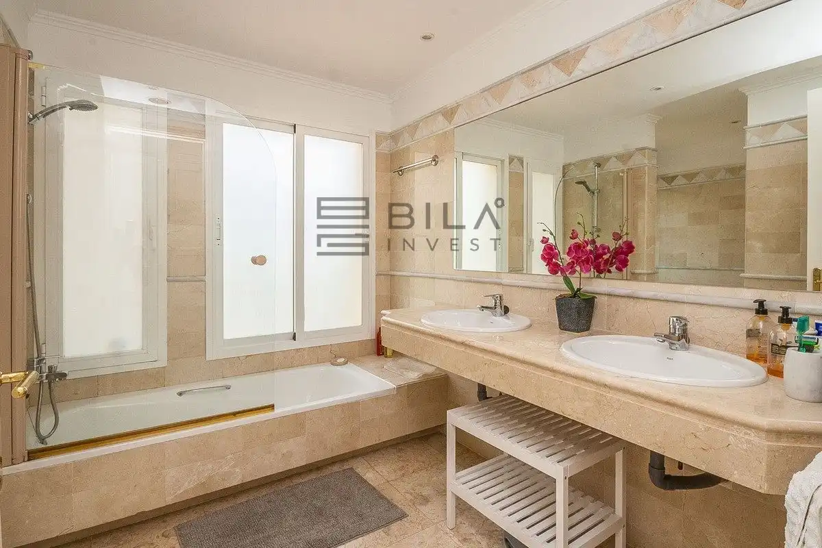 Piso con piscina en venta en Elviria Hills, imagen 16