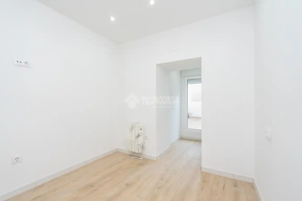 Habitación de Casa adosada en venta en Colmenar Viejo con Aire acondicionado