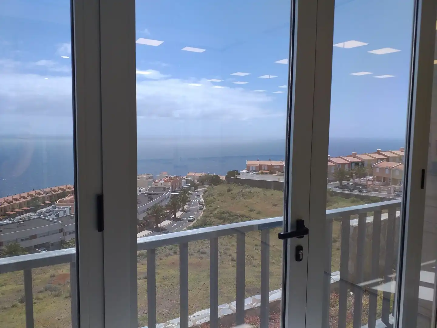 Office for rent in Acorán