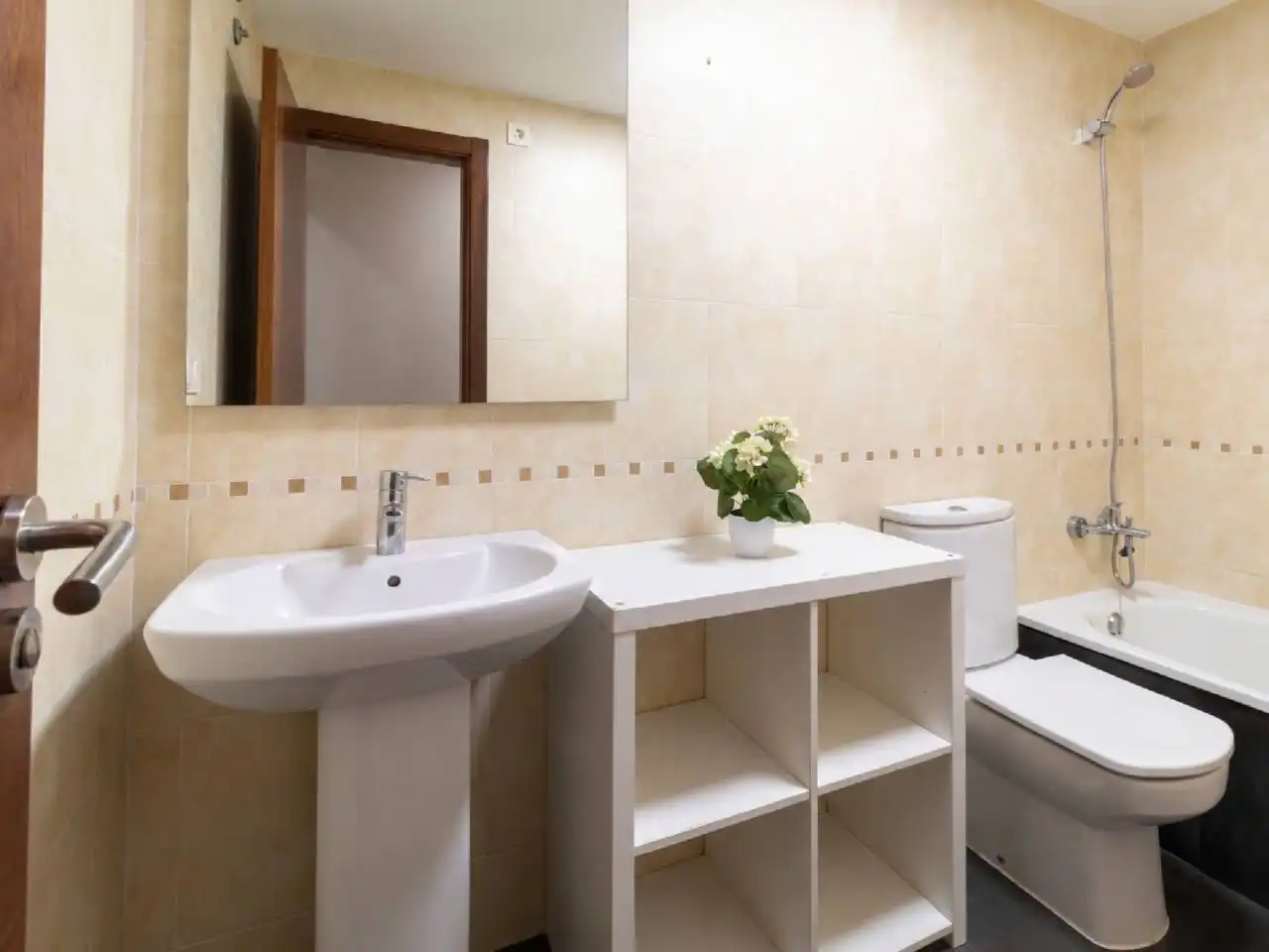 Bathroom of Flat for sale in Teo  with Heating, Terrace and Furnished