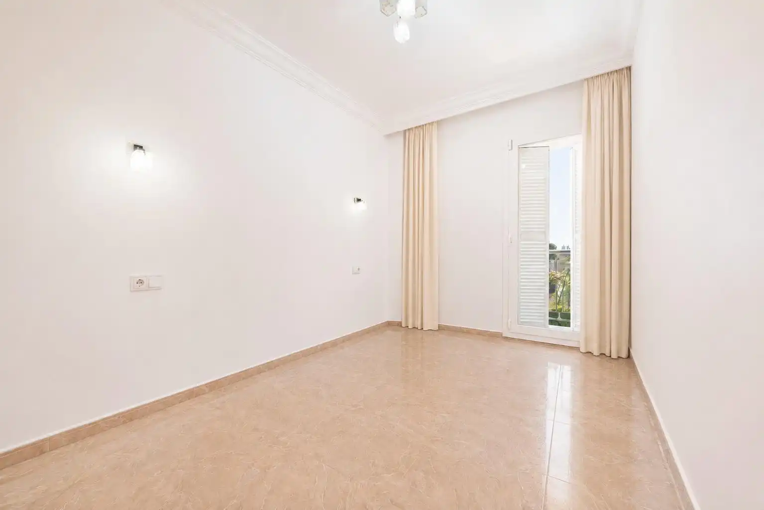 Schlafzimmer von Wohnungen zum Verkauf in Alcúdia mit Klimaanlage, Heizung und Terrasse