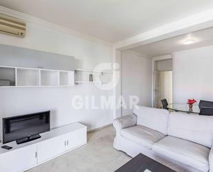 Living room of Flat for sale in  Sevilla Capital  with Air Conditioner and Terrace