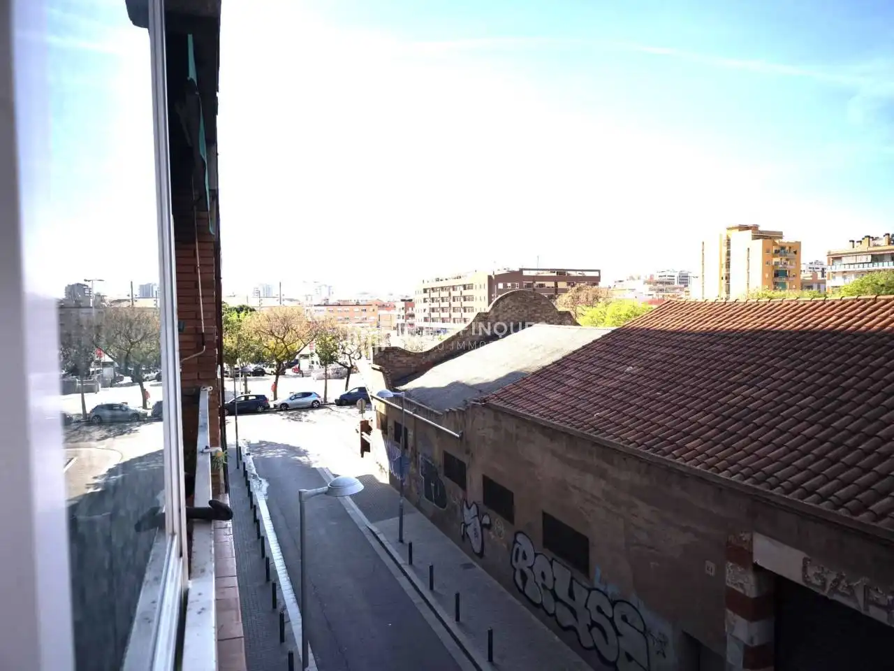 Exterior view of Apartments for sale in Badalona  with Air Conditioner