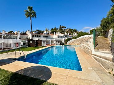 Adosado con piscina en venta en Campo de Mijas
